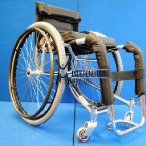 Silla de ruedas todo terreno