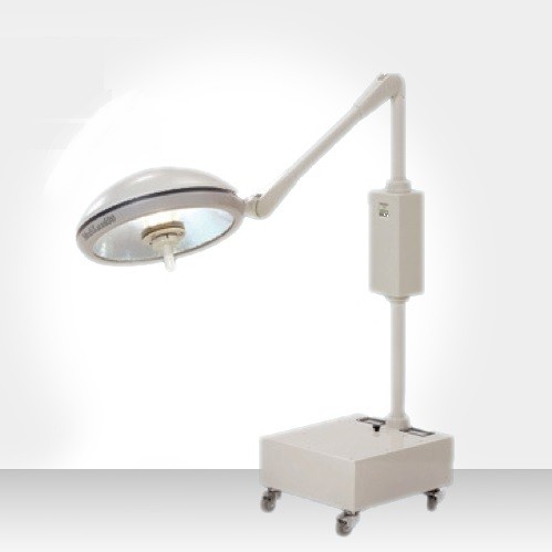 Lampara para quirofano de piso de emergencia portatil modelo M600 MediLand