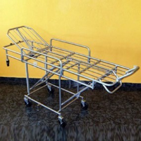 Camilla de golpe abatible para ambulancia fabricada en aluminio